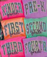 Load image into Gallery viewer, Preppy Grade Tee